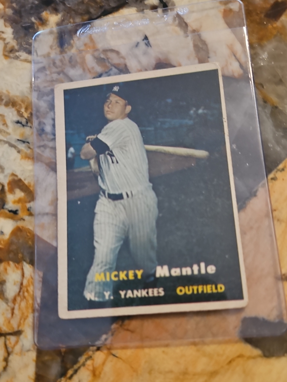 Topps #95 Mickey Mantle 1957 non graded card.